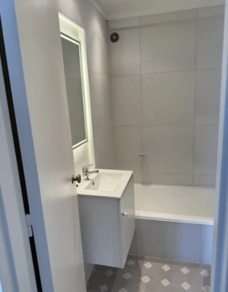 En Venta Depto de 3 Amb Reciclado a Nuevo en Caballito