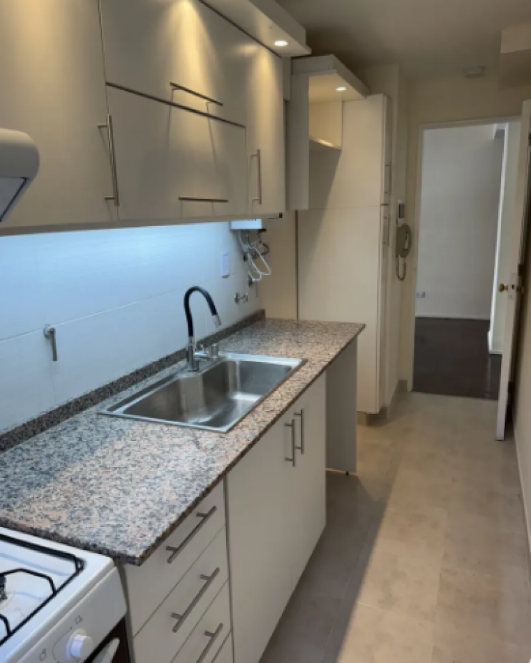 En Venta Depto de 3 Amb Reciclado a Nuevo en Caballito