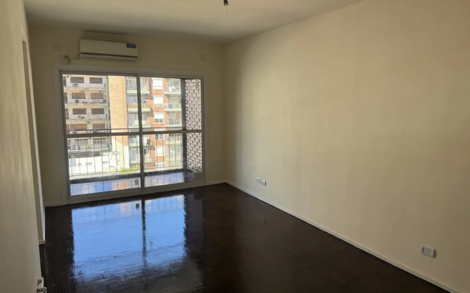 En Venta Depto de 3 Amb Reciclado a Nuevo en Caballito