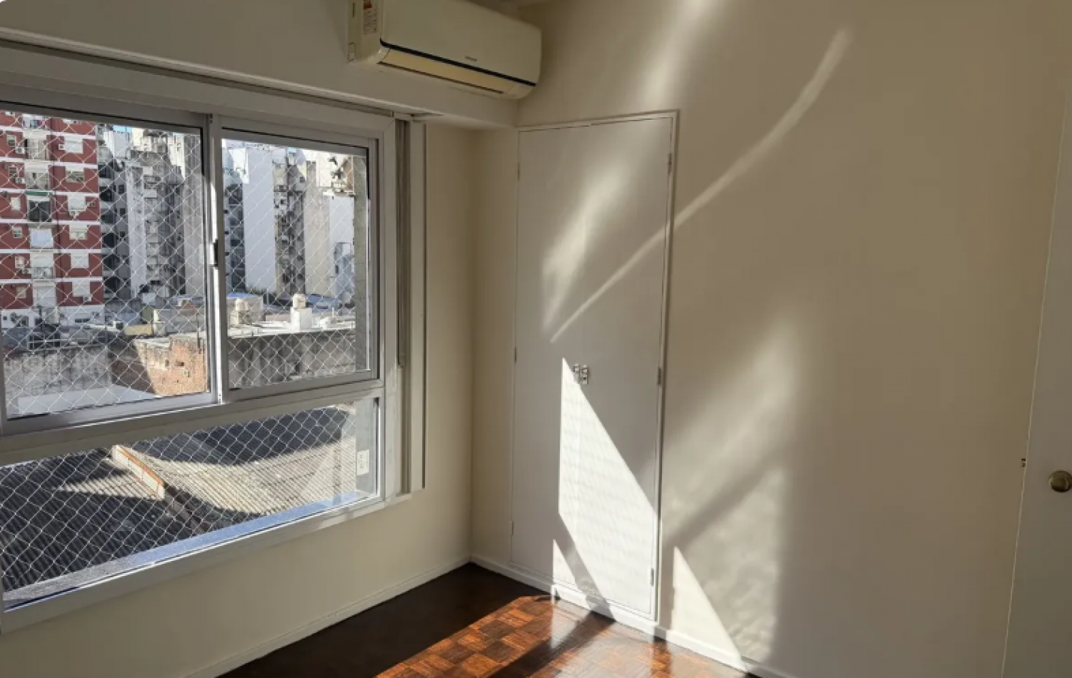 En Venta Depto de 3 Amb Reciclado a Nuevo en Caballito