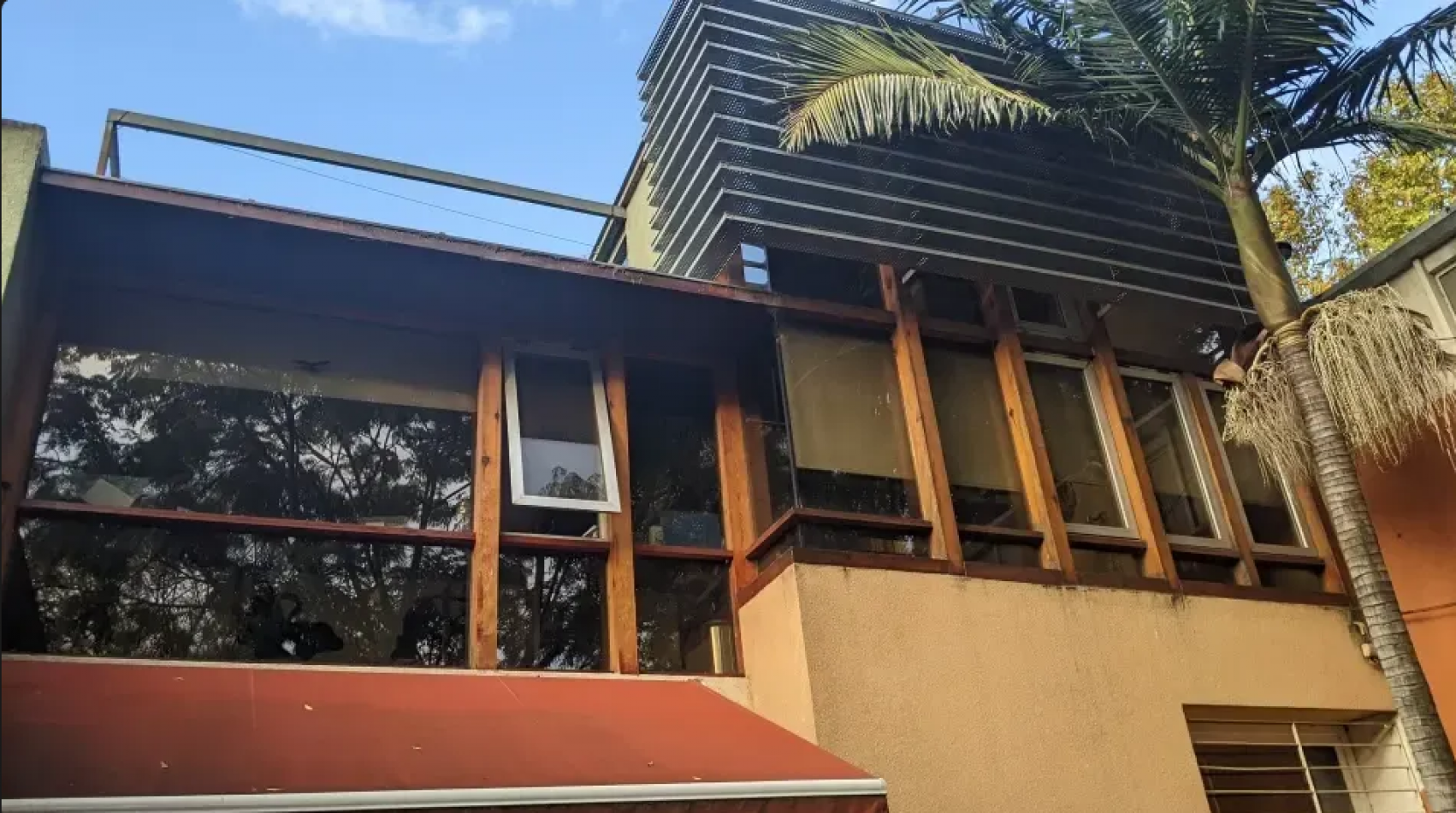 Casa en Venta 4 amb con cochera  sobre lote Propio en   Saavedra