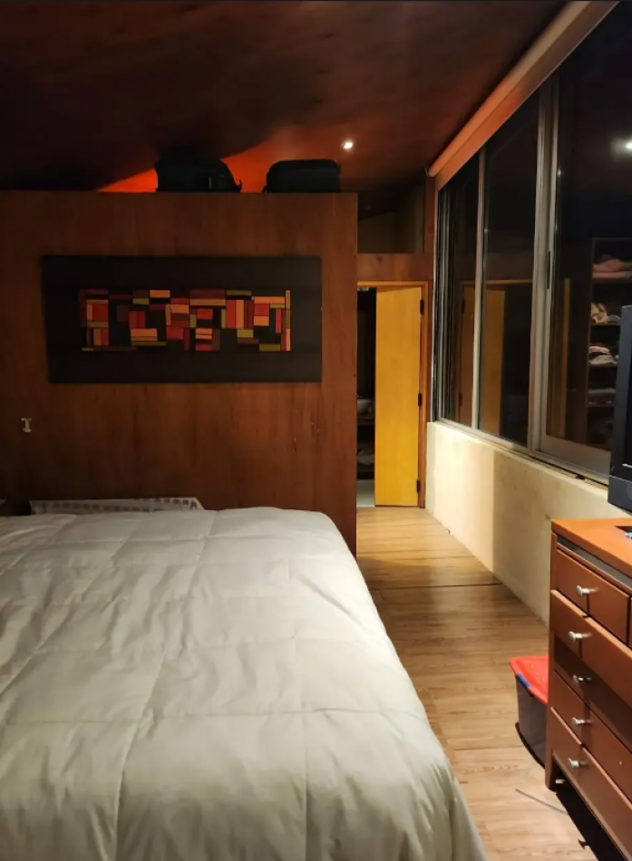 Casa en Venta 4 amb con cochera  sobre lote Propio en   Saavedra