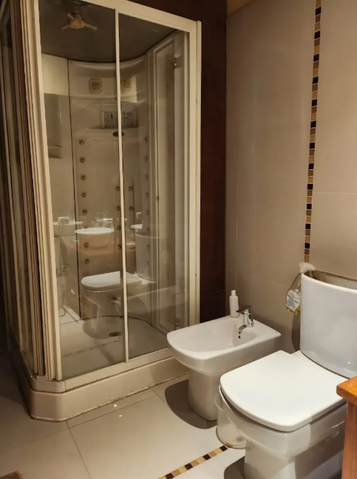 Casa en Venta 4 amb con cochera  sobre lote Propio en   Saavedra