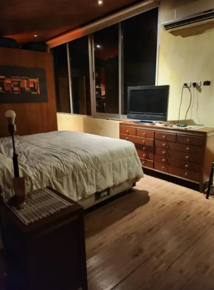 Casa en Venta 4 amb con cochera  sobre lote Propio en   Saavedra