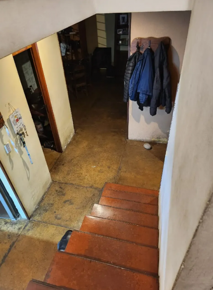 Casa en Venta 4 amb con cochera  sobre lote Propio en   Saavedra