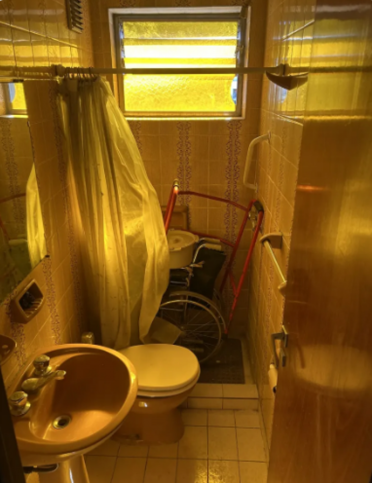 En Venta Depto de 4 amb al frente ,cochera y Baulera en Villa Crespo