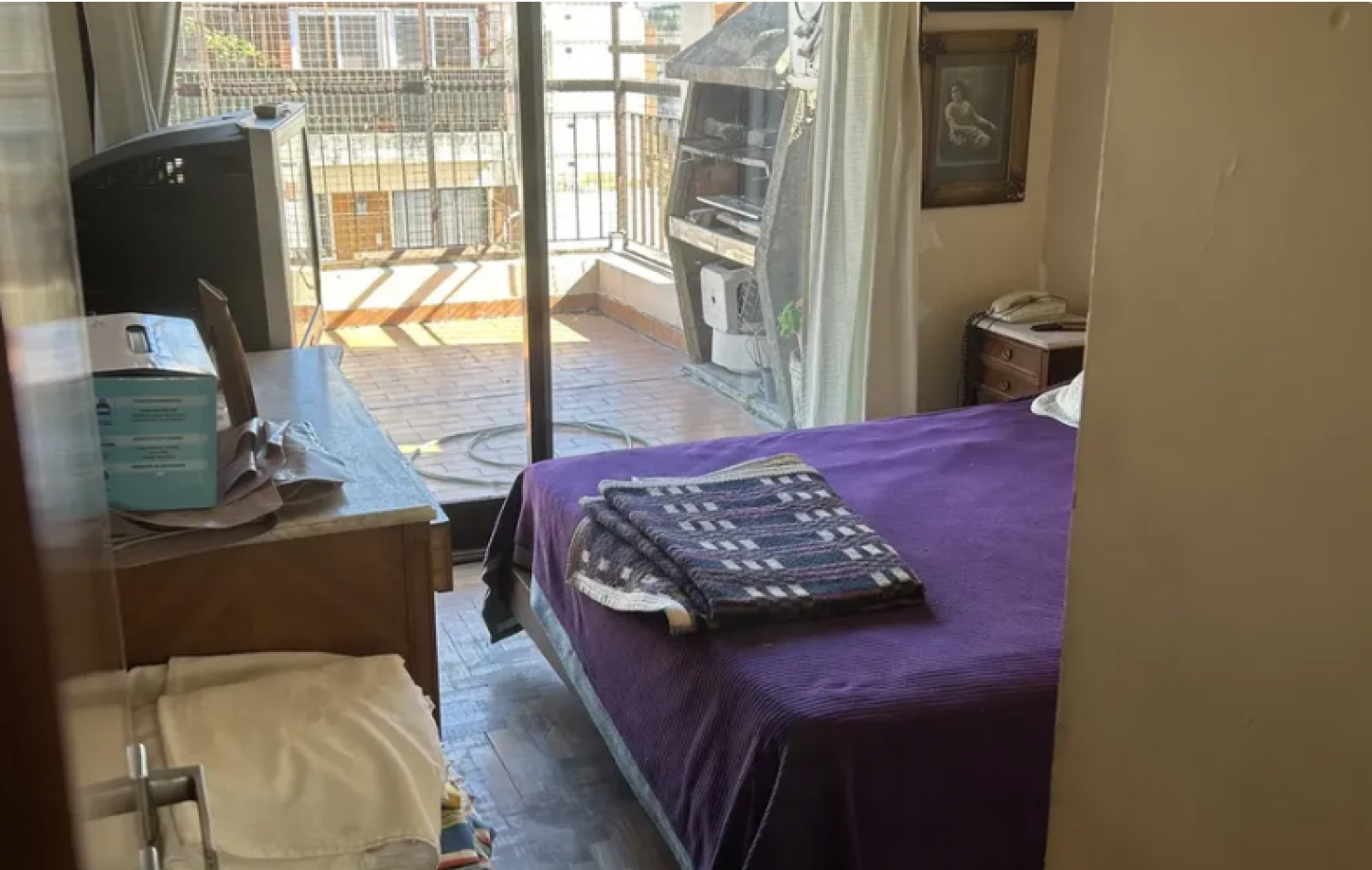 En Venta Depto de 4 amb al frente ,cochera y Baulera en Villa Crespo