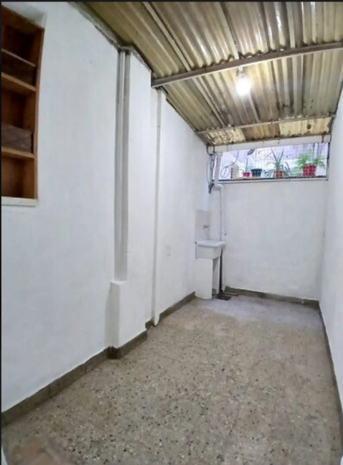 En Venta Depto de 1 amb  BAJAS EXPENSAS en San Cristobal
