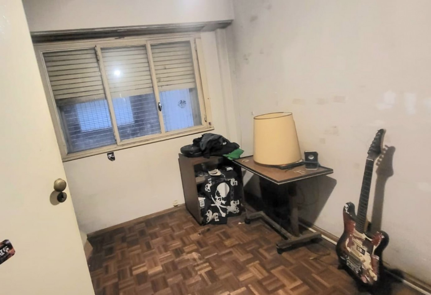 Departamento en Venta 3 ambientes al Frente con Balcon en Caballito