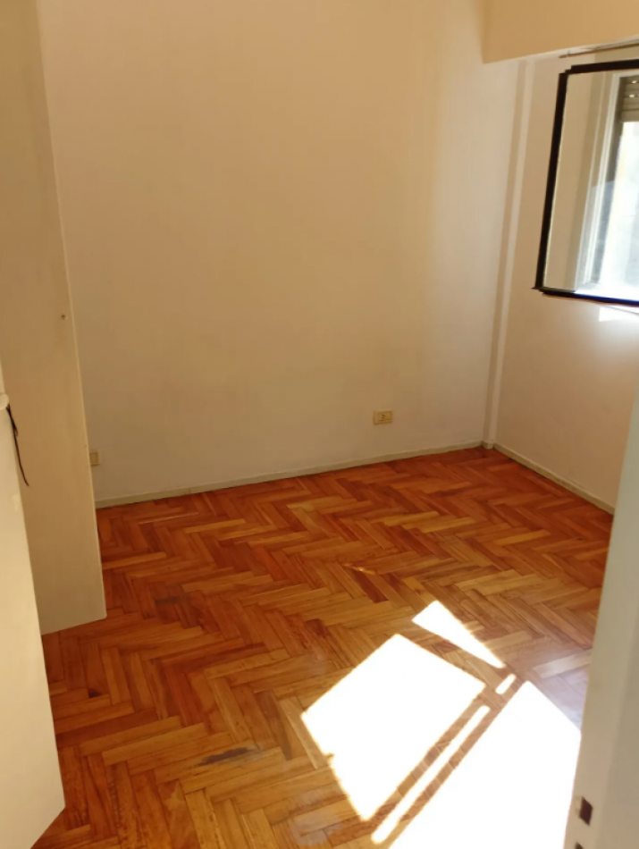 En Venta depto de 2 Amb en caballito