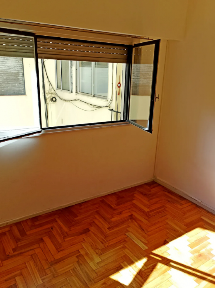 En Venta depto de 2 Amb en caballito