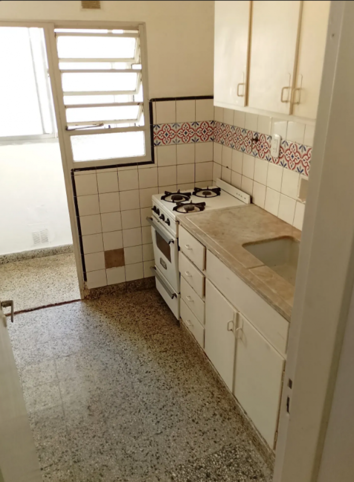 En Venta depto de 2 Amb en caballito