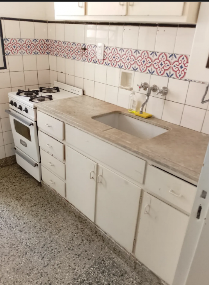 En Venta depto de 2 Amb en caballito