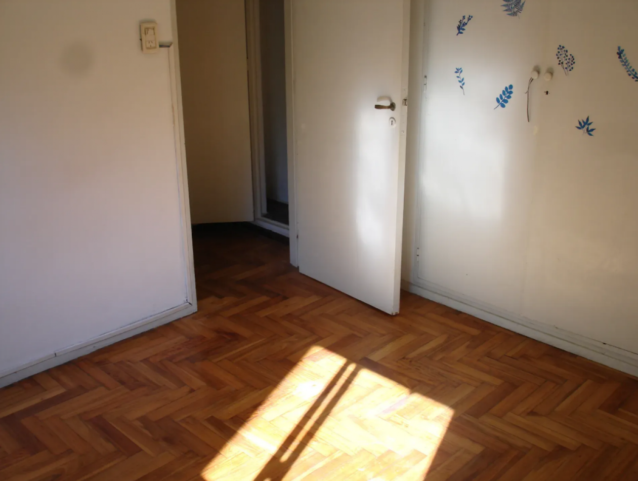 En Venta depto de 2 Amb en caballito