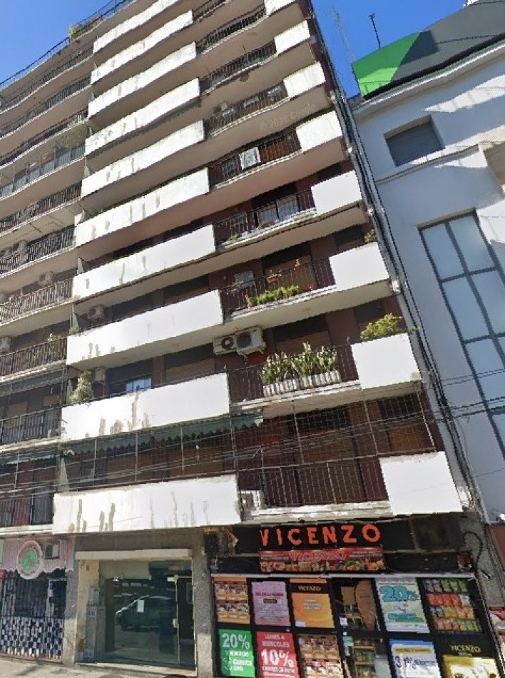 En Venta Depto de 4 amb  con dependencia  y cochera en caballito