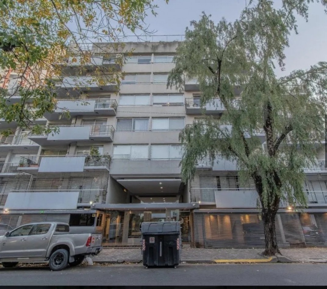 Venta departamento 3 ambientes con cochera en Parque Chacabuco 