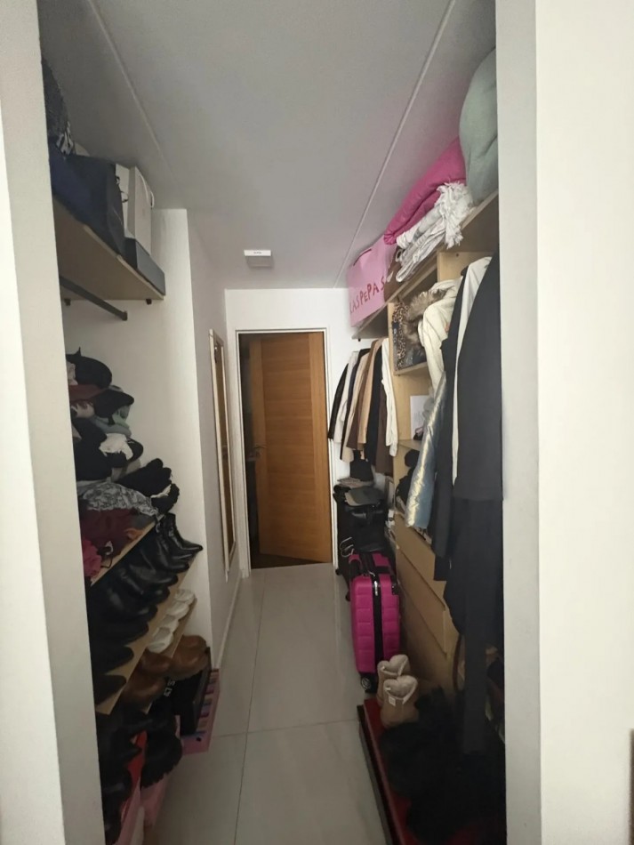 Venta departamento 3 ambientes con cochera en Parque Chacabuco 