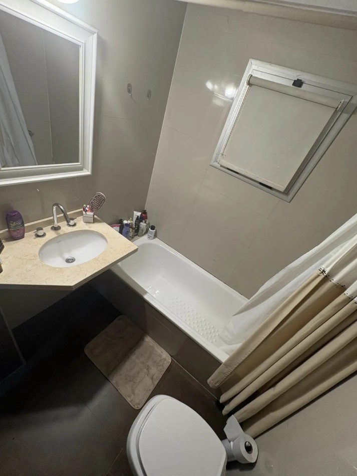 Venta departamento 3 ambientes con cochera en Parque Chacabuco 