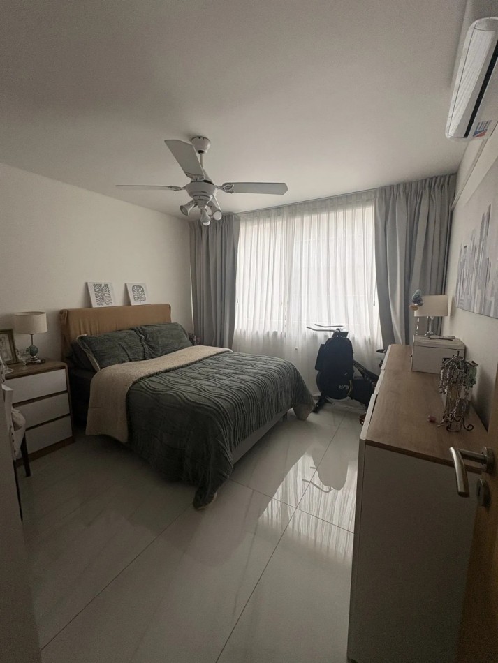 Venta departamento 3 ambientes con cochera en Parque Chacabuco 