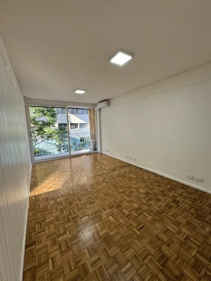 Venta monoambiente con balcon en Palermo