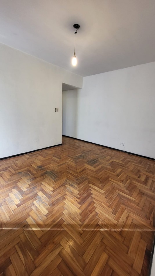 En Venta depto de 2 Amb en caballito