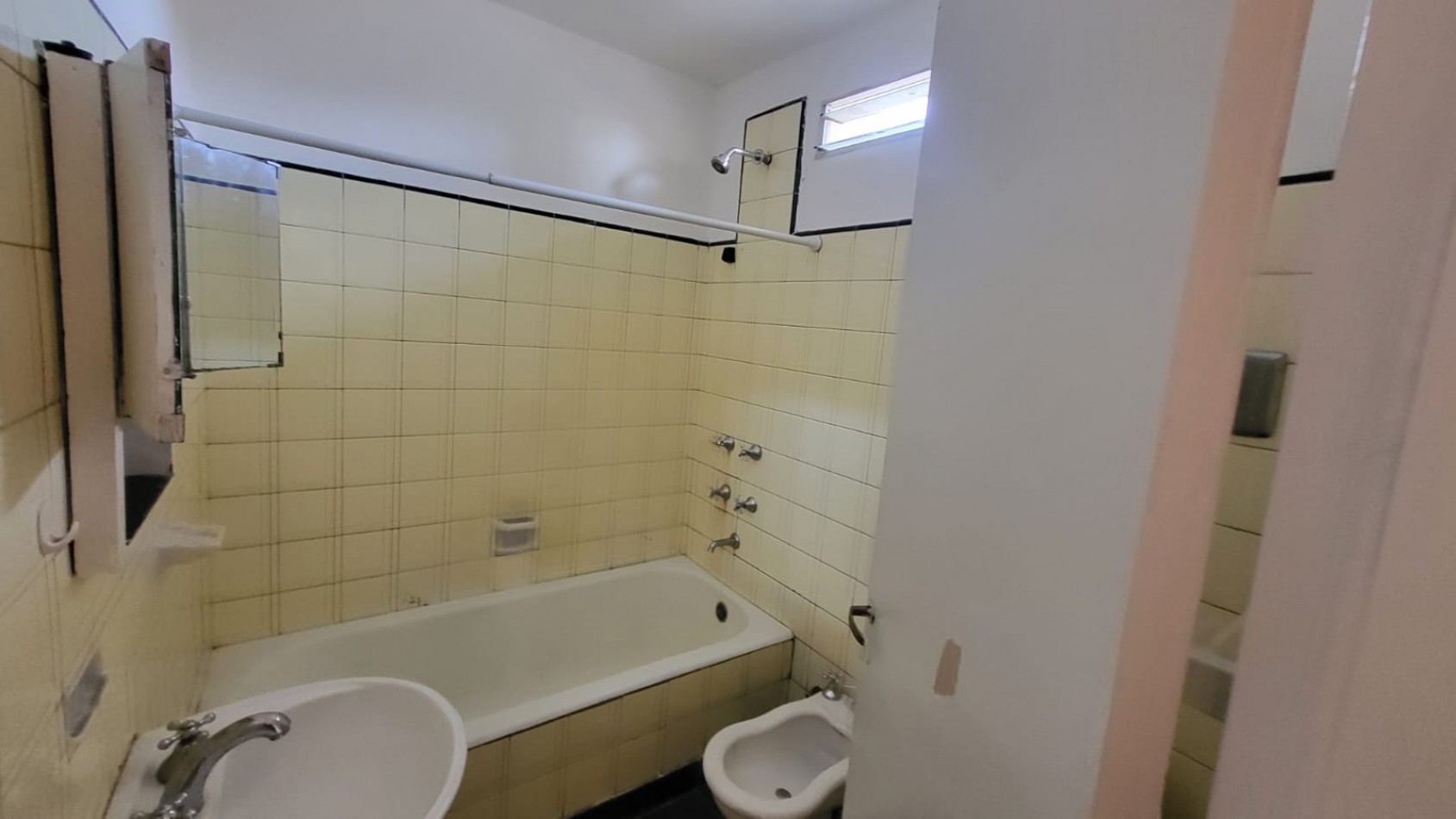En Venta depto de 2 Amb en caballito