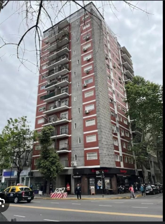 En Venta depto de 2 Amb en caballito
