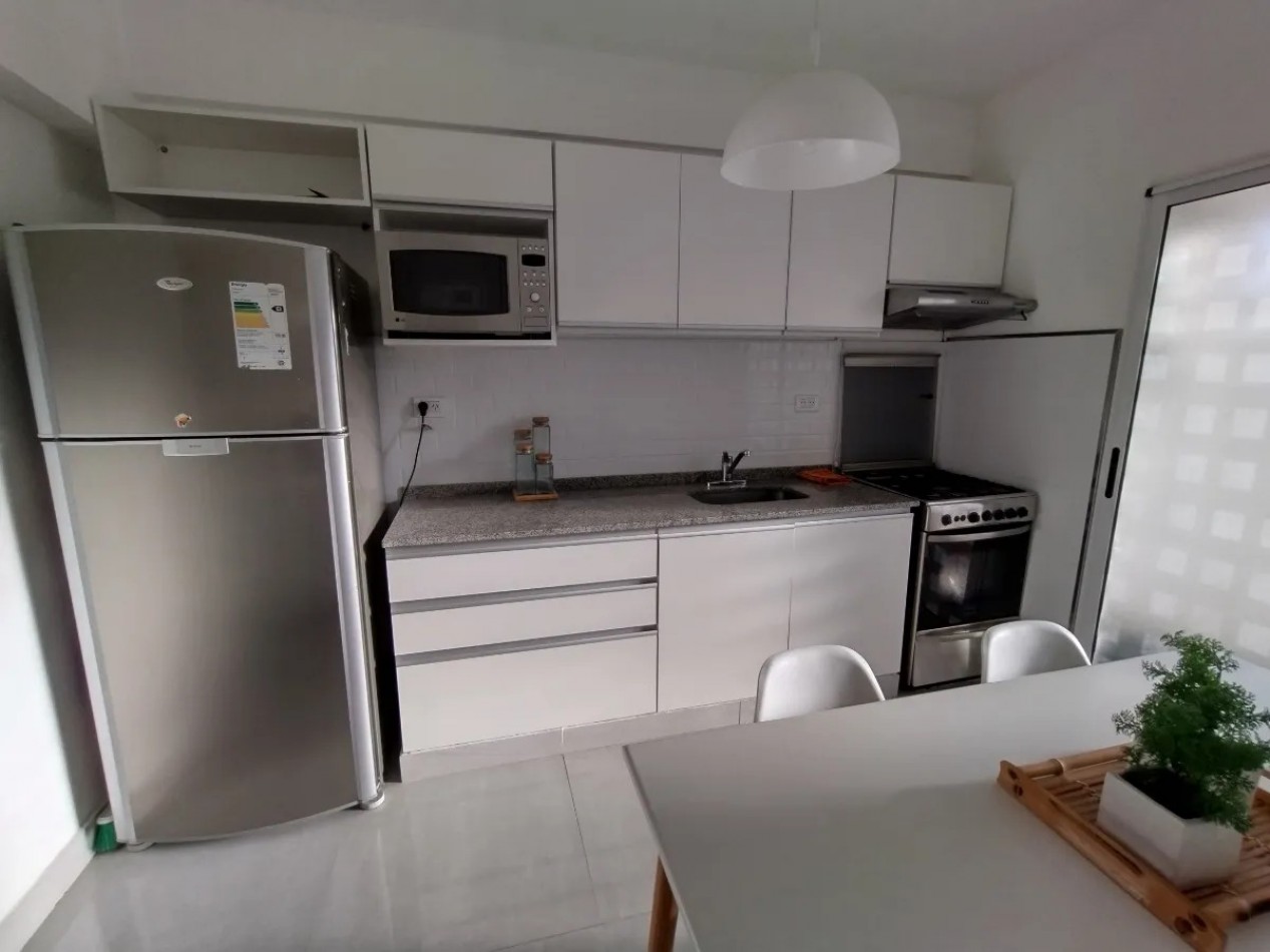 Venta departamento 4 amb con balcon en Recoleta