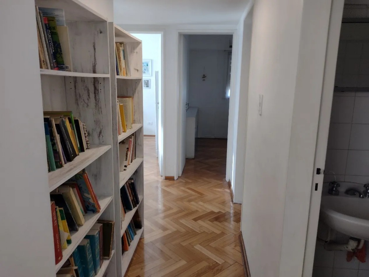 Venta departamento 4 amb con balcon en Recoleta