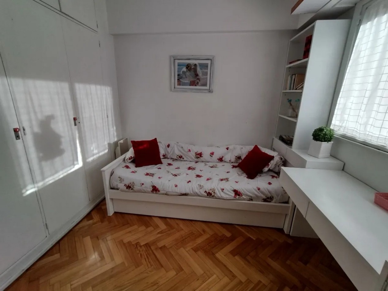 Venta departamento 4 amb con balcon en Recoleta
