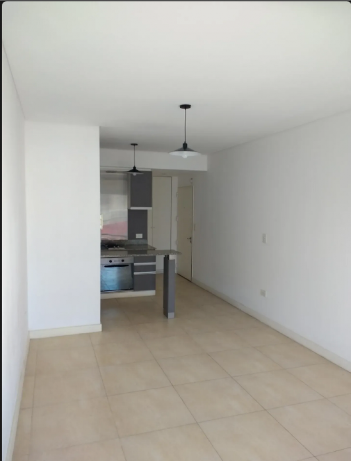 En Venta Monoambiente al frente con Cochera en Saavedra