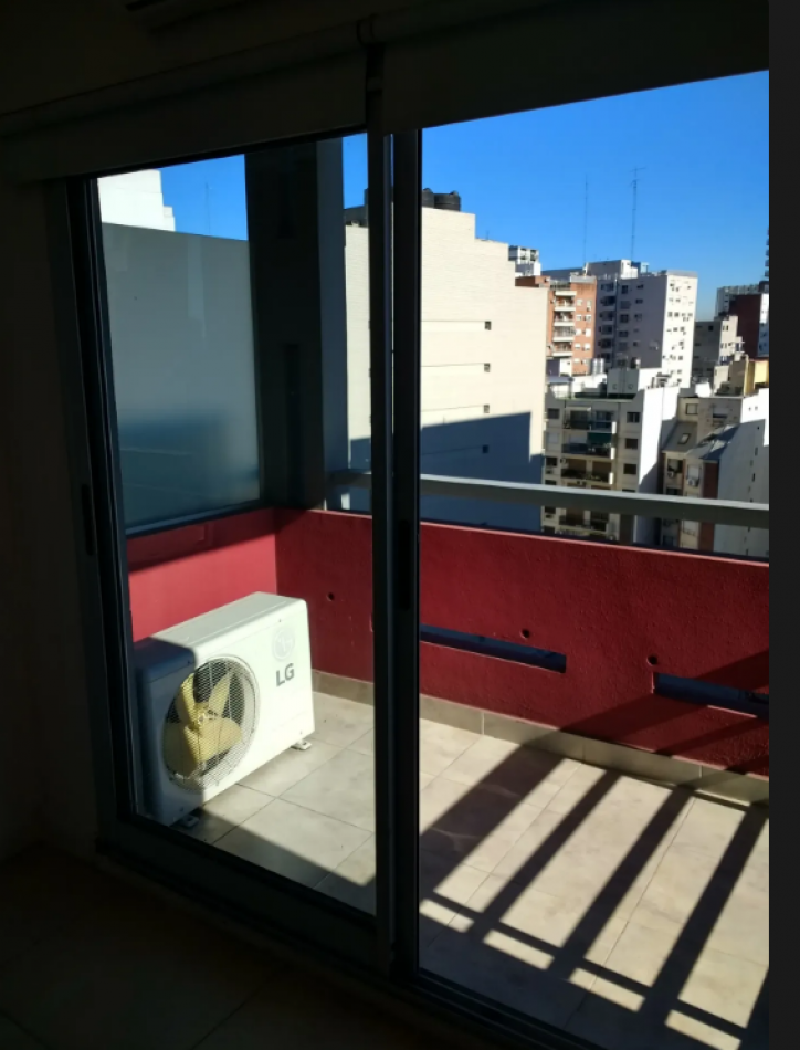 En Venta Monoambiente al frente con Cochera en Saavedra