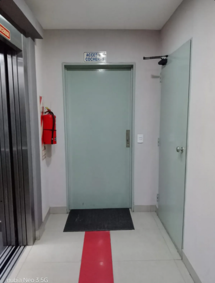 En venta Depto de 2 amb con cochera y Baulera en Parque Chacabuco