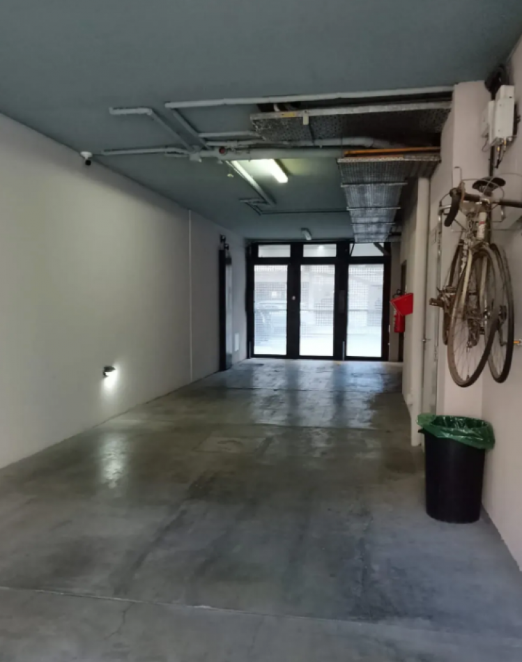En venta Depto de 2 amb con cochera y Baulera en Parque Chacabuco