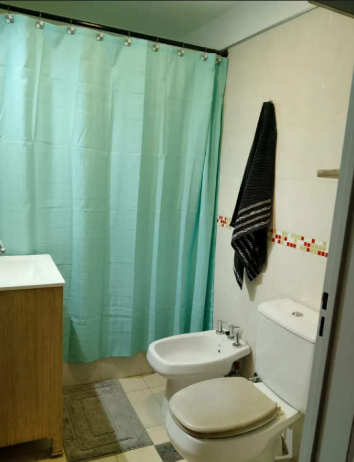 En venta Depto de 2 amb con cochera y Baulera en Parque Chacabuco