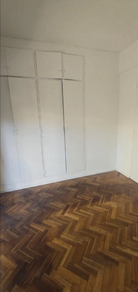 EN VENTA DEPTO DUPLEX 3 AMB EN CABALLITO