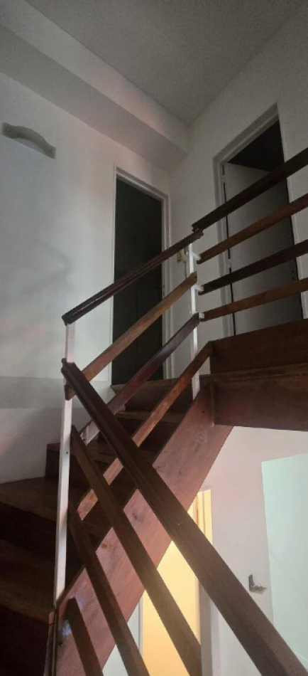 EN VENTA DEPTO DUPLEX 3 AMB EN CABALLITO