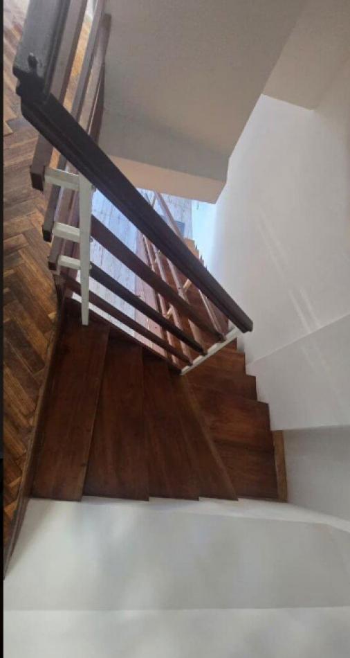 EN VENTA DEPTO DUPLEX 3 AMB EN CABALLITO