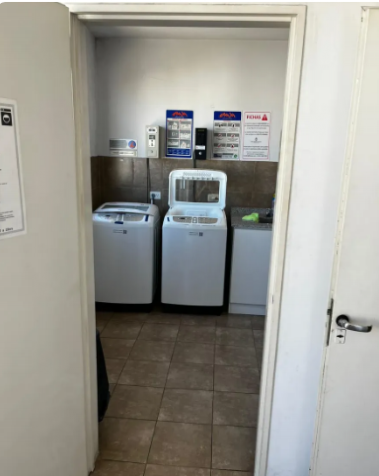 En venta Amplio monoambiente al contrafrente en Flores