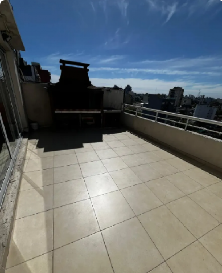 En venta Amplio monoambiente al contrafrente en Flores