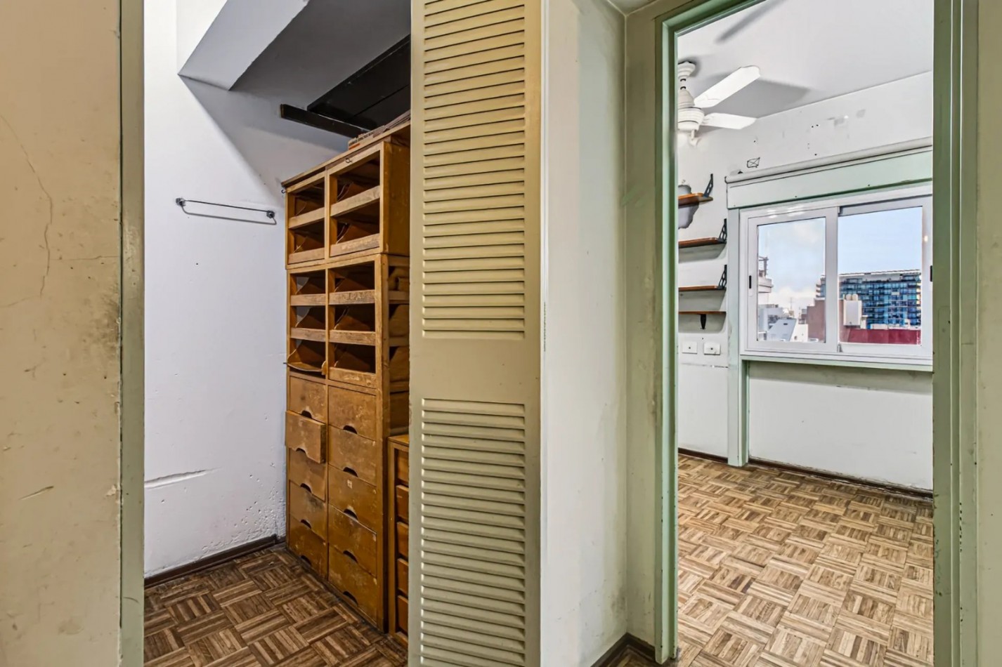 Venta departamento 5 amb con balcon en Alberdi 1600, Caballito