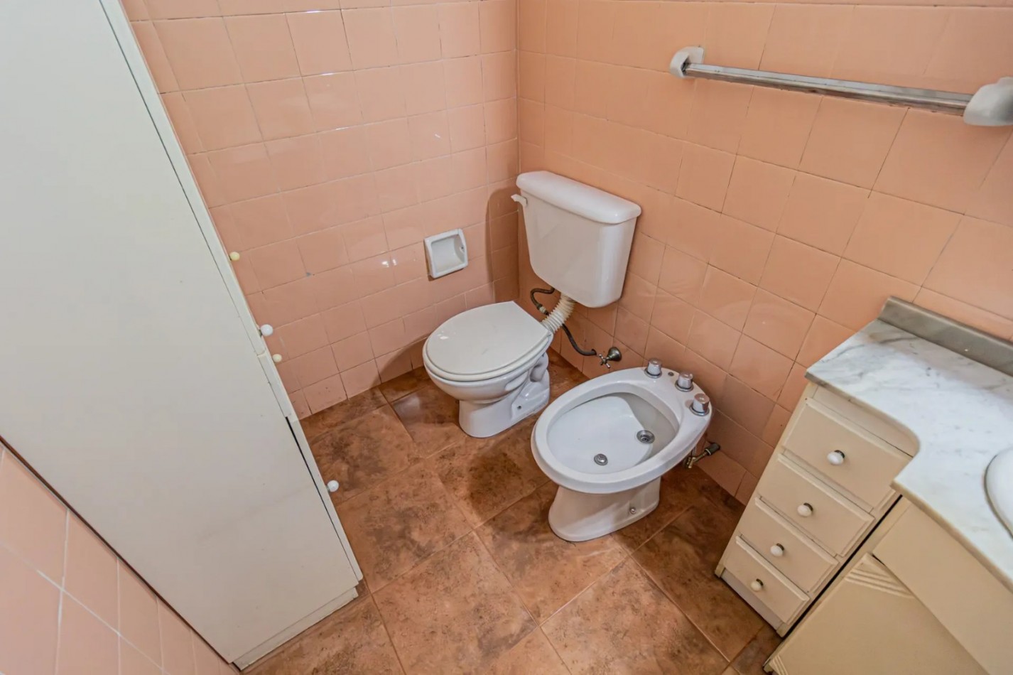 Venta departamento 5 amb con balcon en Alberdi 1600, Caballito