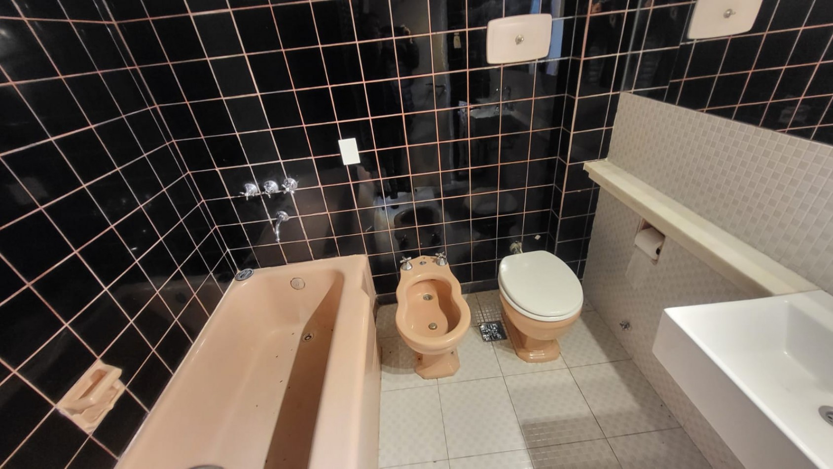 Venta departamento 4 amb con dependencia en Fragata Sarmiento 100, Caballito