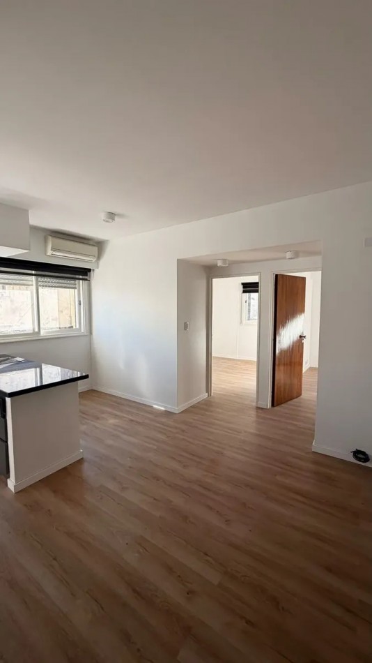 Venta departamento 3 amb refaccionado en Sarmiento 1400, San Nicolas