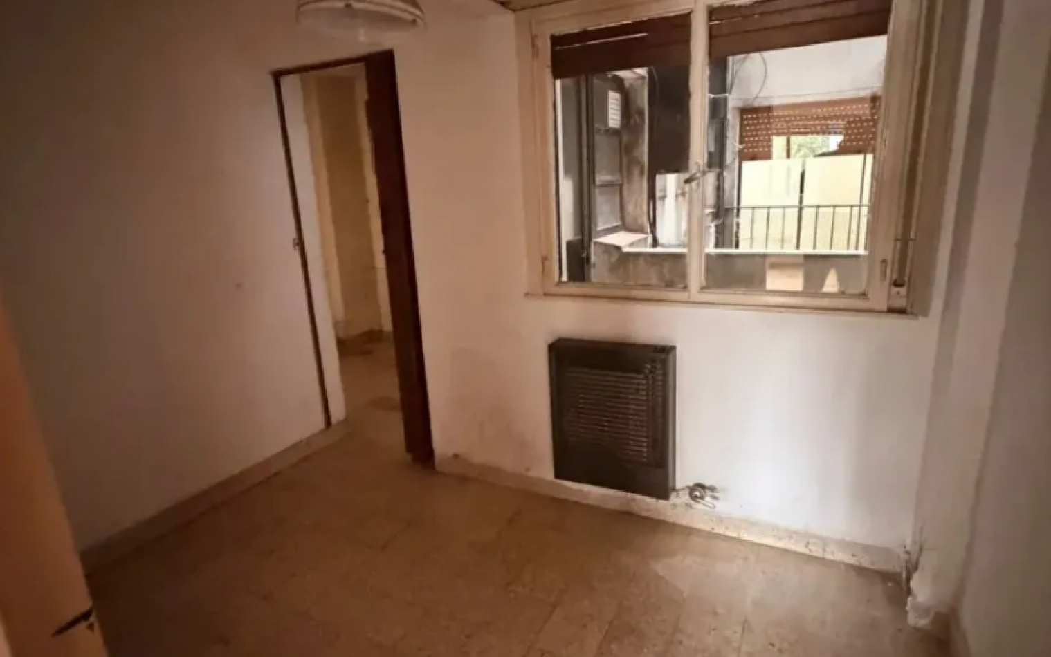 Oportunidad Inversor A Refaccionar 3 Amb Con Balcon Al Frente 76 M2 Sobre Av Avellaneda Flores