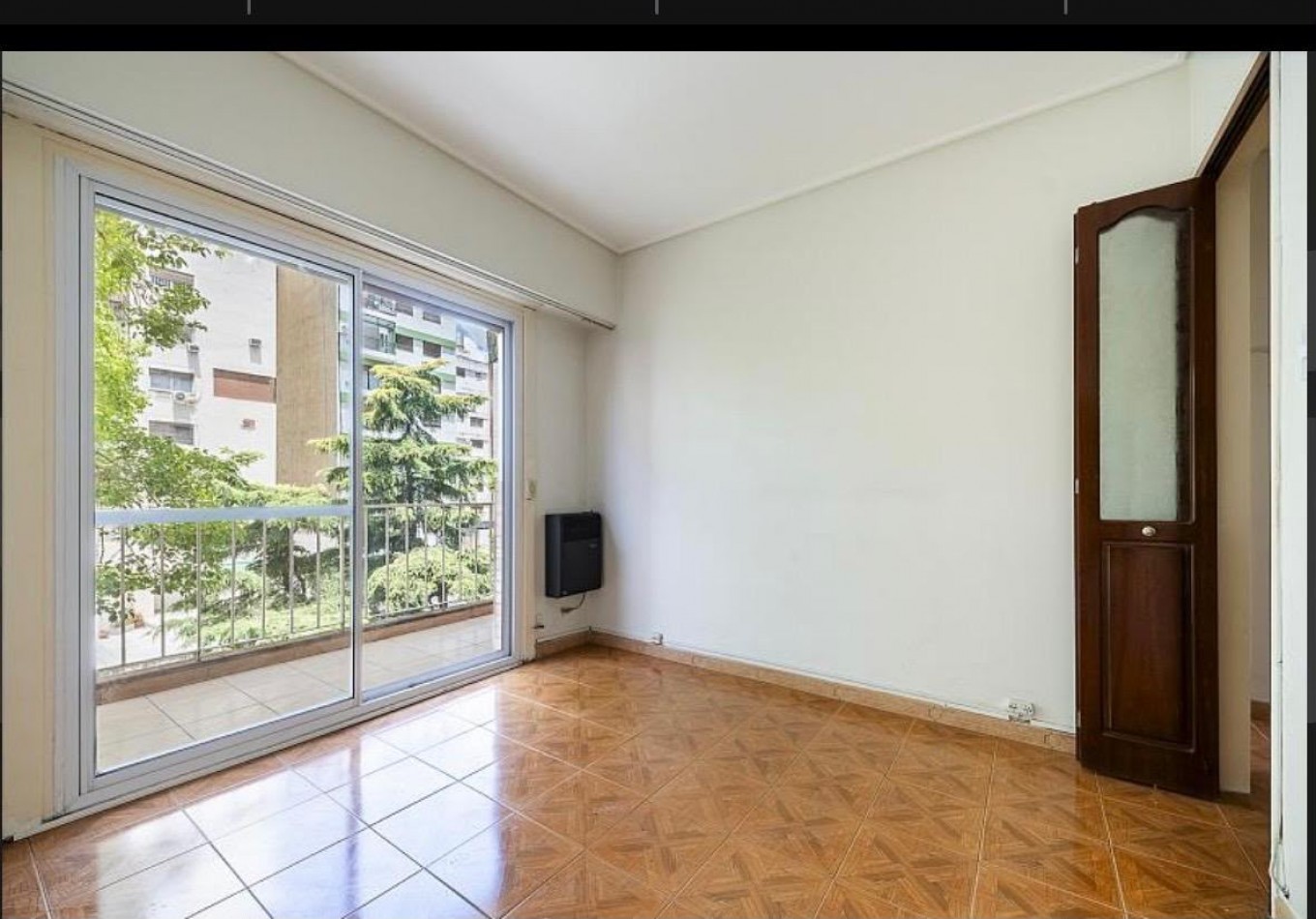 Venta departamento 3 amb con balcon en Rosario 100, Caballito