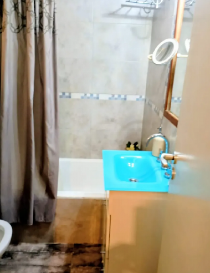 En Venta Excelente 3 Amb Gran Patio con Jardin, Parrilla y Horno de Barro en Caballito