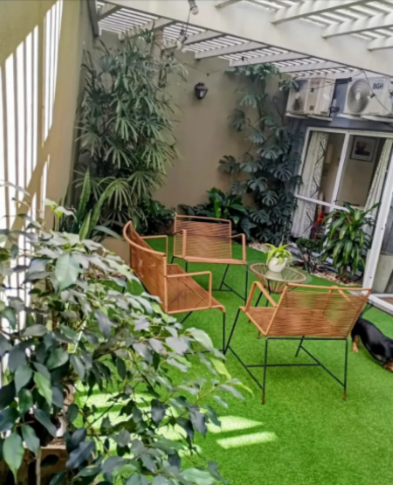 En Venta Excelente 3 Amb Gran Patio con Jardin, Parrilla y Horno de Barro en Caballito