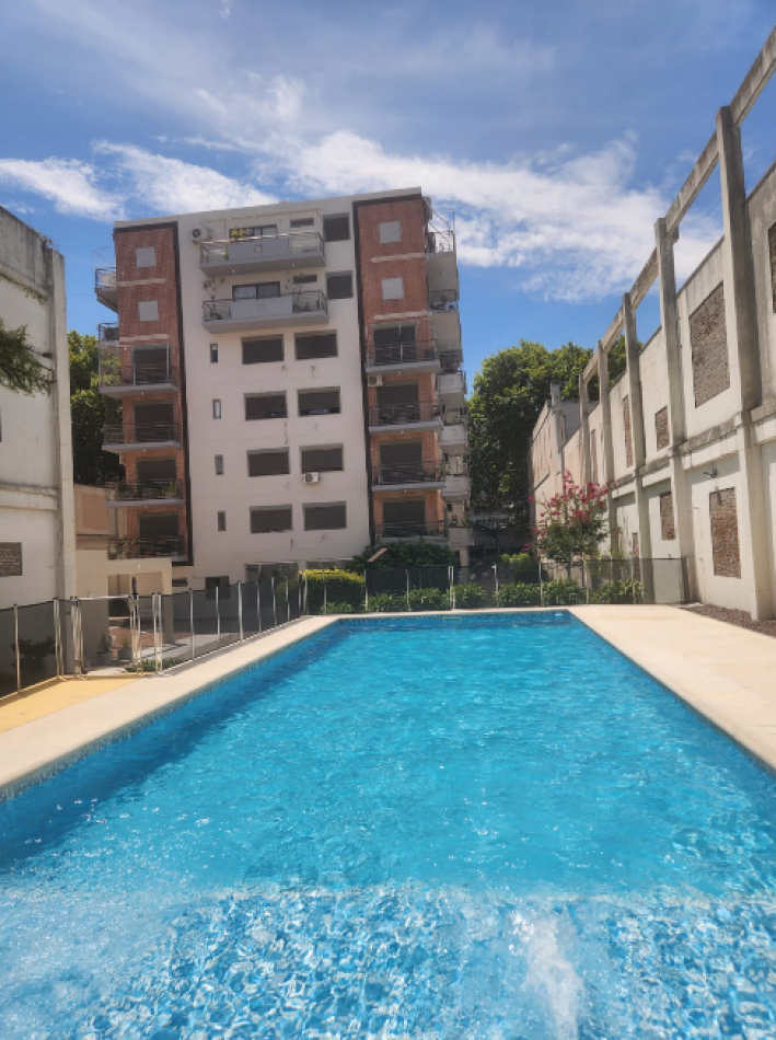 Venta semipiso 7 amb con cochera en torre de categoria Almagro