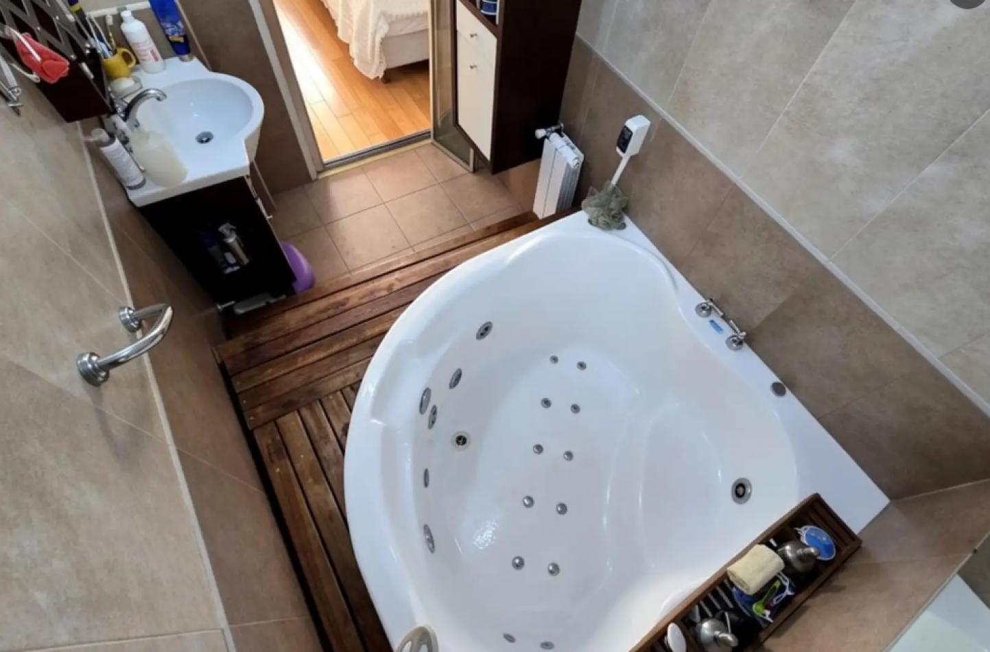 Venta semipiso 7 amb con cochera en torre de categoria Almagro